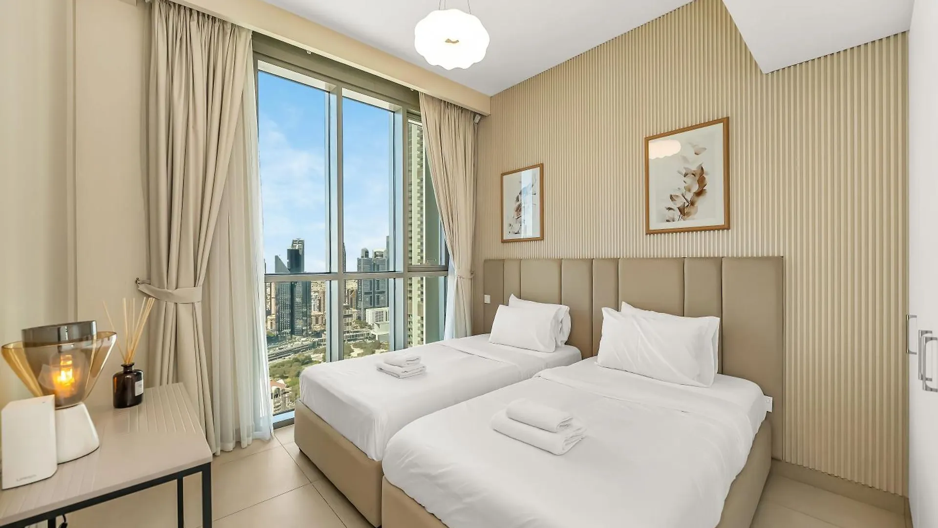 New! High Floor Burj Khalifa Views Located Over Dubai Mall Émirats arabes unis