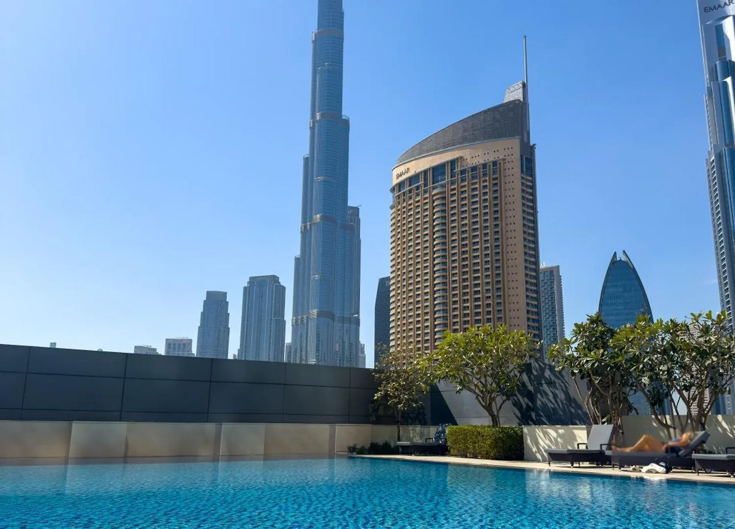 New! High Floor Burj Khalifa Views Located Over Dubai Mall 0*,  Émirats arabes unis