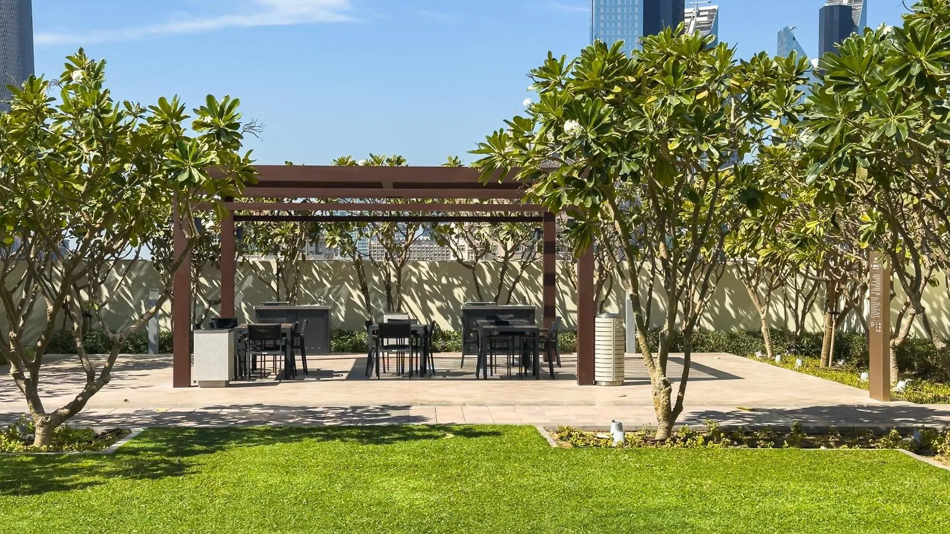 New! High Floor Burj Khalifa Views Located Over Dubai Mall 0*,